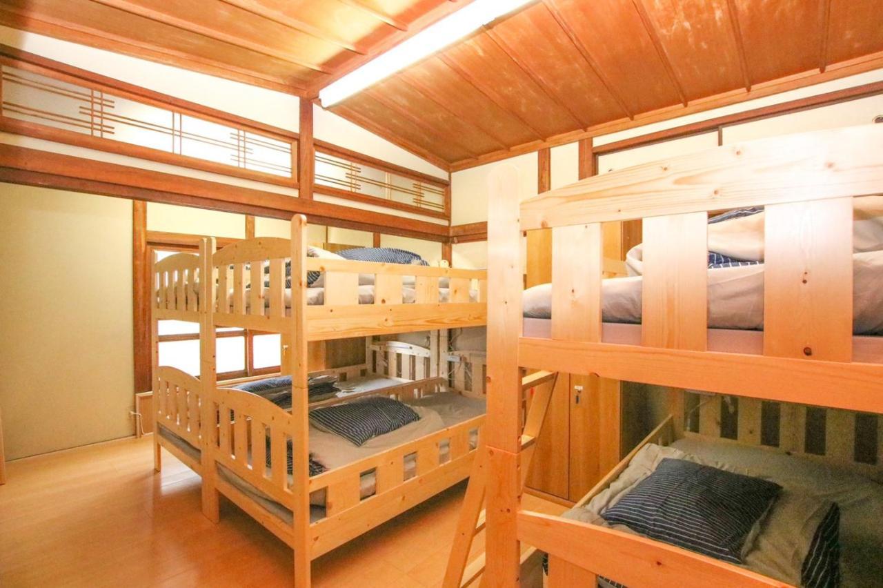 Guesthouse Omoya--全個室--囲炉裏のぬくもりと共にグループの絆を深める古民家宿でゆっくりとした時間を-6名部屋-6名部屋-8名部屋--最大20名-ペット同伴可は一室のみ- Matsuyama  Exterior foto